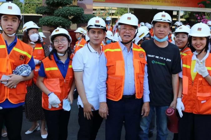 Theo Tiến sĩ Mai Xuân Thiệu, Kinh tế biển – Logistics đang và sẽ là một lĩnh vực có tiềm năng phát triển mạnh. Theo Tiến sĩ Mai Xuân Thiệu, Kinh tế biển – Logistics đang và sẽ là một lĩnh vực có tiềm năng phát triển mạnh.