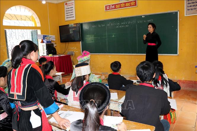 Nhiều người được cử đi đào tạo theo chính sách cử tuyển nhưng tốt nghiệp đã nhiều năm vẫn chưa được bố trí việc làm. Ảnh minh hoạ: TTXVN Nhiều người được cử đi đào tạo theo chính sách cử tuyển nhưng tốt nghiệp đã nhiều năm vẫn chưa được bố trí việc làm. Ảnh minh hoạ: TTXVN