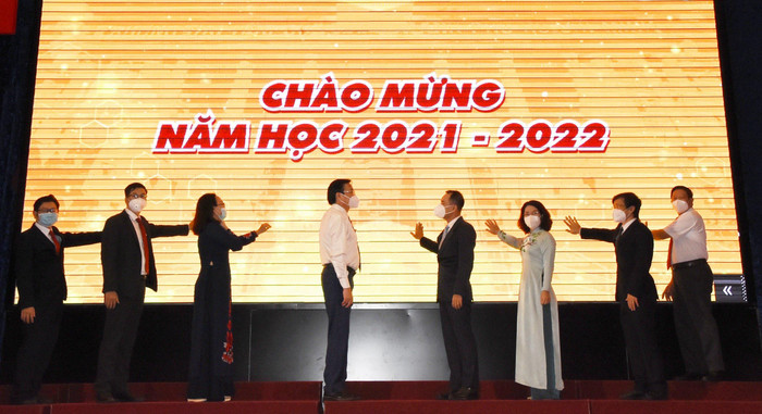 Nghi thức khai giảng năm học mới tại Trường Đại học Sư phạm Thành phố Hồ Chí Minh. (Ảnh: Nhà trường cung cấp) Nghi thức khai giảng năm học mới tại Trường Đại học Sư phạm Thành phố Hồ Chí Minh. (Ảnh: Nhà trường cung cấp)
