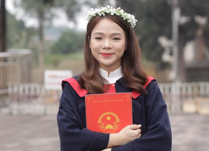 Hoàng Mỹ Hảo - tân cử nhân ngành Khoa học và Quản lý môi trường, Trường Đại học Nông Lâm, Đại học Thái Nguyên. Ảnh: nhân vật cung cấp. Hoàng Mỹ Hảo - tân cử nhân ngành Khoa học và Quản lý môi trường, Trường Đại học Nông Lâm, Đại học Thái Nguyên. Ảnh: nhân vật cung cấp.