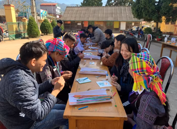 Hoàng Mỹ Hảo trong lần khảo sát thực tế, thực hiện đề tài tốt nghiệp của mình. (Ảnh: nhân vật cung cấp) Hoàng Mỹ Hảo trong lần khảo sát thực tế, thực hiện đề tài tốt nghiệp của mình. (Ảnh: nhân vật cung cấp)