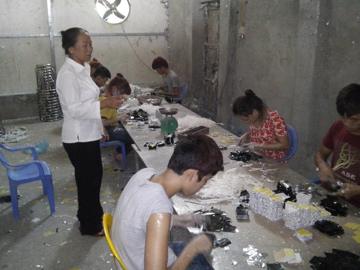 Ông “Đáo điên”: Sáng chế ra thuốc trừ sâu…người có thể uống được ảnh 2 Ông “Đáo điên”: Sáng chế ra thuốc trừ sâu…người có thể uống được ảnh 2