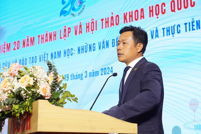 Giáo sư, Tiến sĩ Lê Quân - Giám đốc Đại học Quốc gia Hà Nội phát biểu tại buổi lễ. Việt Nam học (6).jpg