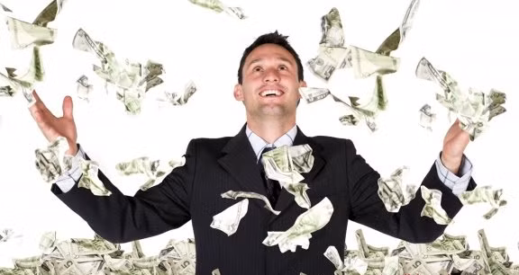 Không ai có thể lường hết được những bất trắc có thể xảy đến trong mấy chục năm về sau. (Ảnh: minh họa)