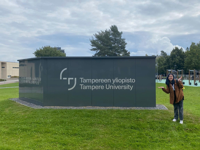 Bảo Châu tại Đại học Tampere (Phần Lan). Ảnh: NVCC. ad-4nxftit9beuztbu4qpqzu2mvnhdhi00-u7nuxxdoygj0-0a3luvanqkpbns-zhhe2nwg4kvjvllzsv0sv7ovgmqcntf-xxlpctp2ziztmyz7-cmh0pwe-cjve7yydsjm0vnsbjotssa-9183.png