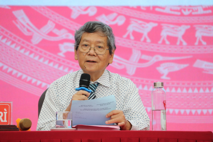 Tiến sĩ Vũ Ngọc Hoàng - Chủ tịch Hiệp hội Các trường đại học, cao đẳng Việt Nam. Tiến sĩ Vũ Ngọc Hoàng - Chủ tịch Hiệp hội Các trường đại học, cao đẳng Việt Nam.