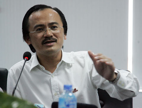 Chủ tịch VPF khẳng định mùa giải 2013 sẽ không còn một ông chủ hai CLB.