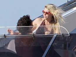 Thuở còn mặn nồng