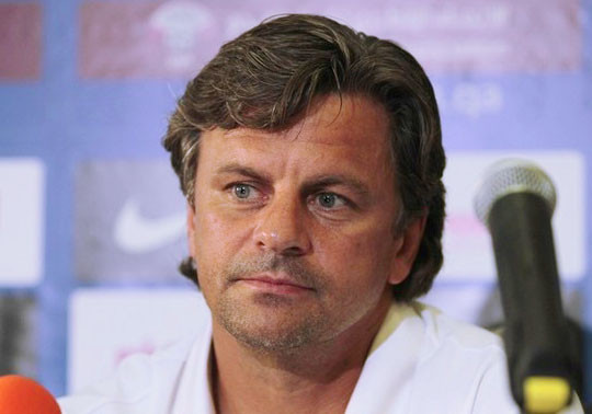 HLV Falko Goetz không muốn các học trò nhỏ có suy nghĩ mình là 'bề trên' trong bảng HLV Falko Goetz không muốn các học trò nhỏ có suy nghĩ mình là 'bề trên' trong bảng