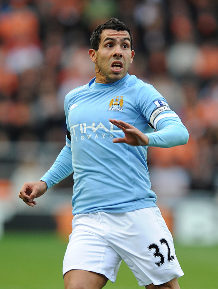 Tevez. Nhiều người nói nhìn mặt Tevez đã thấy ghét. Tiền đạo này mất lòng tin sau những gì đang xảy ra tại Man City Tevez. Nhiều người nói nhìn mặt Tevez đã thấy ghét. Tiền đạo này mất lòng tin sau những gì đang xảy ra tại Man City