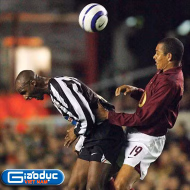 Vieira và Silva quyết liệt khi tranh chấp