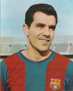 Evaristo de Macedo. Cựu tiền đạo 78 tuổi này tỏa sáng ở Barca lẫn Real. Ông ghi đến 15 bàn chỉ trong 17 trận khoác áo Real. Còn ở Barca, con số là 78 bàn sau 114 trận. Evaristo de Macedo. Cựu tiền đạo 78 tuổi này tỏa sáng ở Barca lẫn Real. Ông ghi đến 15 bàn chỉ trong 17 trận khoác áo Real. Còn ở Barca, con số là 78 bàn sau 114 trận.