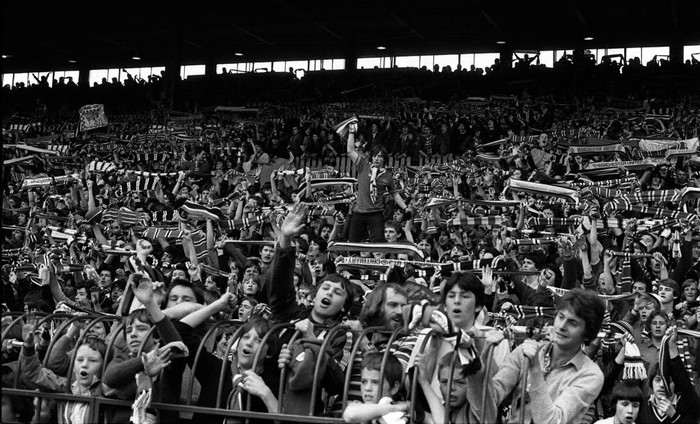 Mùa 1976/77 là sự tái xuất ở đấu trường châu Âu