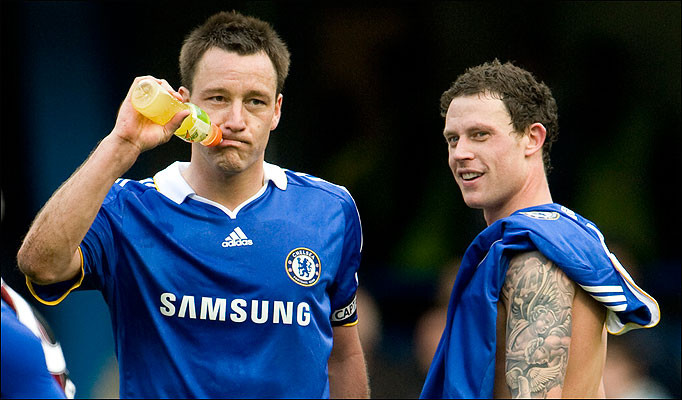 John Terry: Không ai có thể quên vụ Terry tòm tem với cô vợ của Wayne Bridge. Đây đúng là ví dụ tiêu biểu nhất cho lời khẳng định: Đừng ai dại dột mà mang nửa kia của mình đi chơi với Terry John Terry: Không ai có thể quên vụ Terry tòm tem với cô vợ của Wayne Bridge. Đây đúng là ví dụ tiêu biểu nhất cho lời khẳng định: Đừng ai dại dột mà mang nửa kia của mình đi chơi với Terry