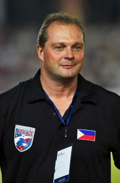 HLV Michael Weiss tin khi chơi đúng khả năng, Philippines sẽ đặt vé vào bán kết