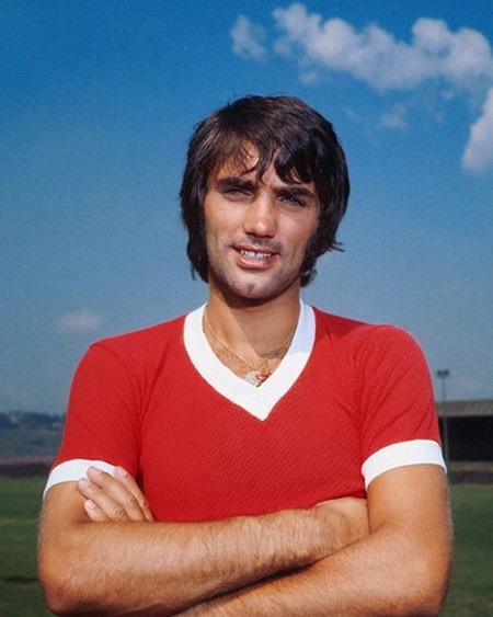 Cuối mùa năm ấy, George Best chia tay Quỷ đỏ. Man Utd từ đó chính thức rơi vào triều đại thoái trào, ngôi sao ít, thành tích nghèo nàn. Mời độc giả đón xem phần 3: Thời kỳ Bryan Robson và Alex Ferguson.