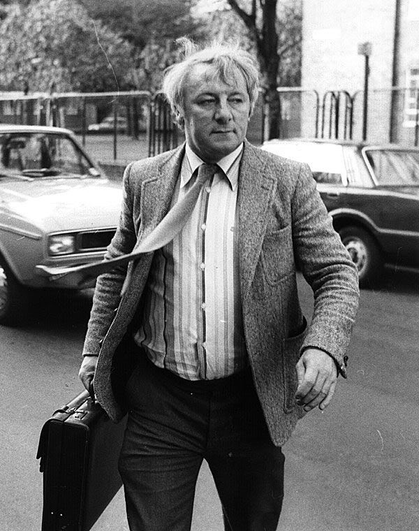 Cùng với tài năng của HLV Tommy Docherty...