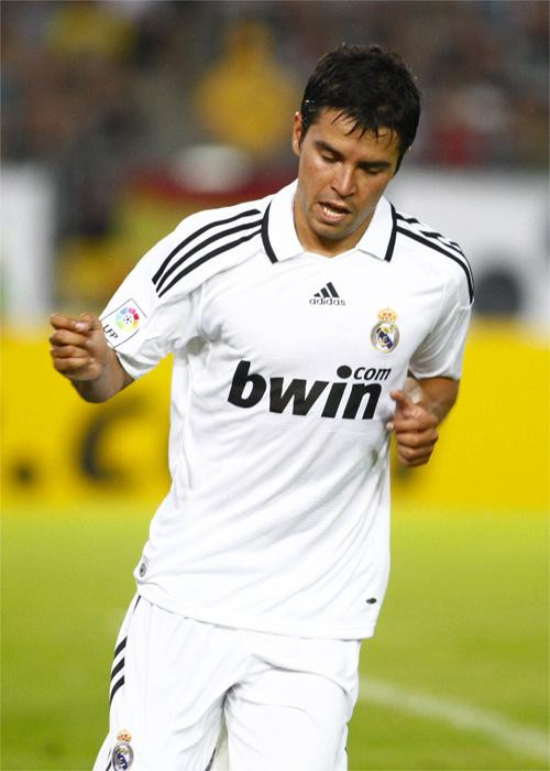 Saviola cũng chỉ là cầu thủ dự bị