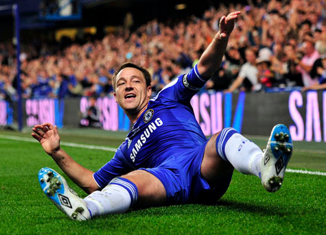 Niềm vui ghi bàn trong trận thắng Everton của Terry nhanh chóng trôi qua để nhường chỗ cho âu lo