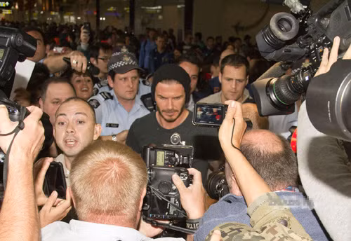 Mọi ánh mắt, mọi ống kính đều hướng về Becks