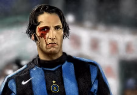 Marco Materazzi. Tên đồ tể thứ thiệt của bóng đá Italia. Mạnh mẽ đến hung bạo trên sân cỏ, Materazzi khiến các tiền đạo e ngại. Nhưng, cá tính mạnh của anh cũng rất hữu ích với các HLV. Nếu thuần phục được Materazzi, các HLV sẽ có công cụ để dạy bảo các cầu thủ có cá tính mạnh khác.