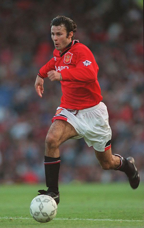 Những bước chạy đầu tiên của Giggs tại MU