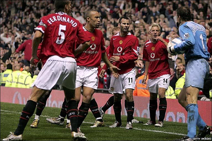 Giai đoạn Man Utd kèn cựa cùng Arsenal