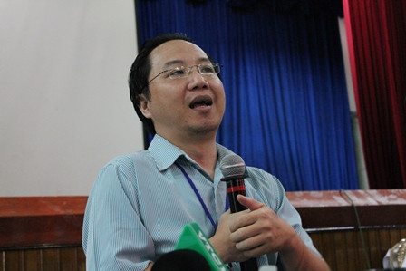 Ông Nguyễn Văn Trương xác nhận đã tìm được cháu bé tại buổi họp báo chiều 19/3 Ông Nguyễn Văn Trương xác nhận đã tìm được cháu bé tại buổi họp báo chiều 19/3