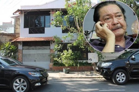 Mạnh thường quân đã rút lui trong vụ mua lại căn nhà của NSƯT Chánh Tín. Ảnh: Việt Văn. Mạnh thường quân đã rút lui trong vụ mua lại căn nhà của NSƯT Chánh Tín. Ảnh: Việt Văn.