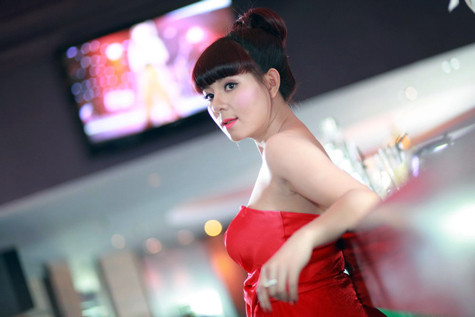 Đây là những ca khúc được đánh giá đậm chất dân gian, qua tiếng hát dân gian “thuần chất” rất ngọt ngào, bình dị, sâu lắng và tinh tế của Bùi Lê Mận. Những ca khúc này thêm một lần được khoác thêm tấm áo mới, qua sự thể hiện mới mẻ của Bùi Lê Mận nên đã tạo ra được những xúc cảm nồng nàn cho người nghe. Đây là những ca khúc được đánh giá đậm chất dân gian, qua tiếng hát dân gian “thuần chất” rất ngọt ngào, bình dị, sâu lắng và tinh tế của Bùi Lê Mận. Những ca khúc này thêm một lần được khoác thêm tấm áo mới, qua sự thể hiện mới mẻ của Bùi Lê Mận nên đã tạo ra được những xúc cảm nồng nàn cho người nghe.