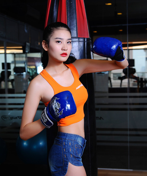 Siêu mẫu Hà Phương ngày càng được chú ý đến và yêu mến bởi cách làm việc chuyên nghiệp, gương mặt ấn tượng Siêu mẫu Hà Phương ngày càng được chú ý đến và yêu mến bởi cách làm việc chuyên nghiệp, gương mặt ấn tượng