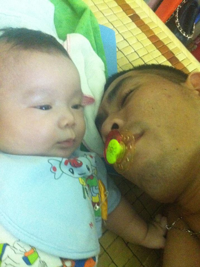 "Cho ba cùng bú với..." "Cho ba cùng bú với..."