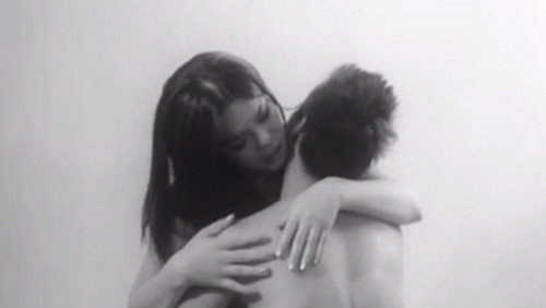 Hình ảnh trong MV của Cindy Thái Tài Hình ảnh trong MV của Cindy Thái Tài