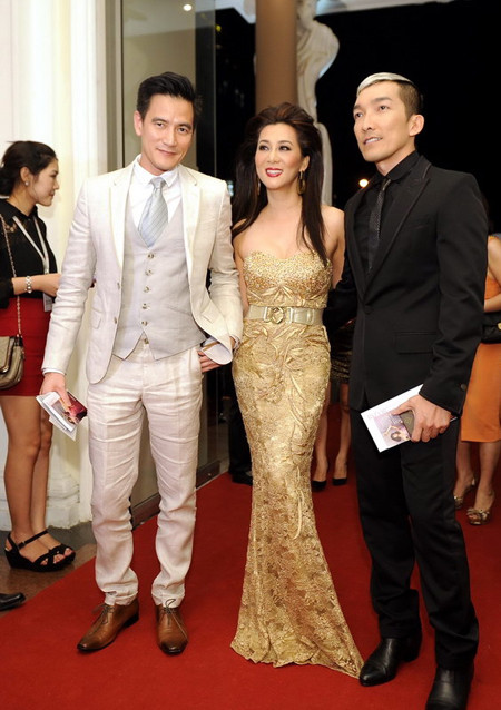 Kể từ khi công khai người tình, đi đâu Kỳ Duyên cũng được Duy Hân hộ tống