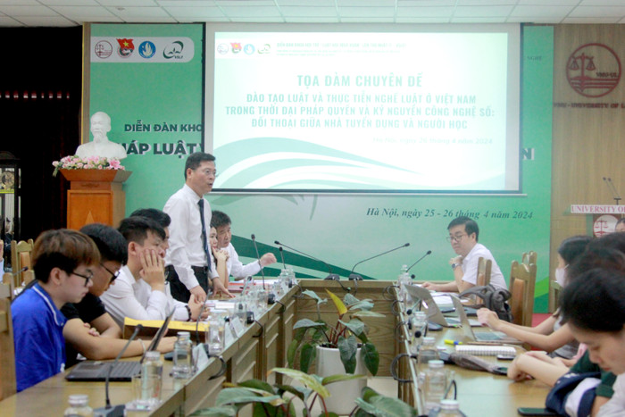 Toàn cảnh buổi toạ đàm (Ảnh: Mạnh Đoàn) truong-dai-hoc-luat-dai-hoc-quoc-gia-ha-noi-to-chuc-toa-dam (3).JPG