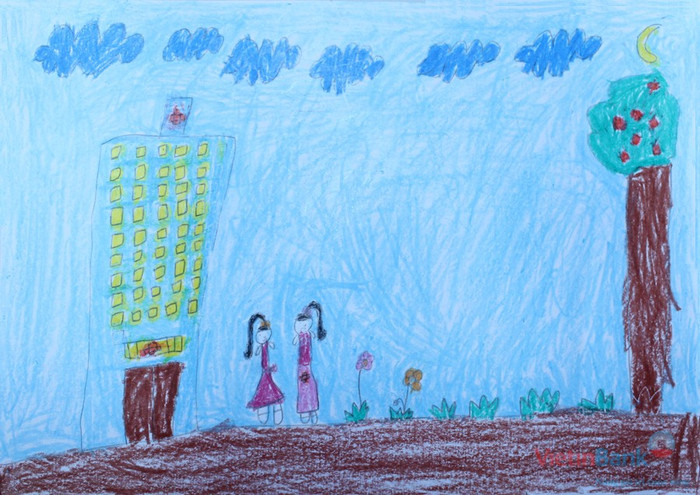 Huyền My cũng có ước mơ trở thành một bác sĩ để chữa bệnh cho các em nhỏ.