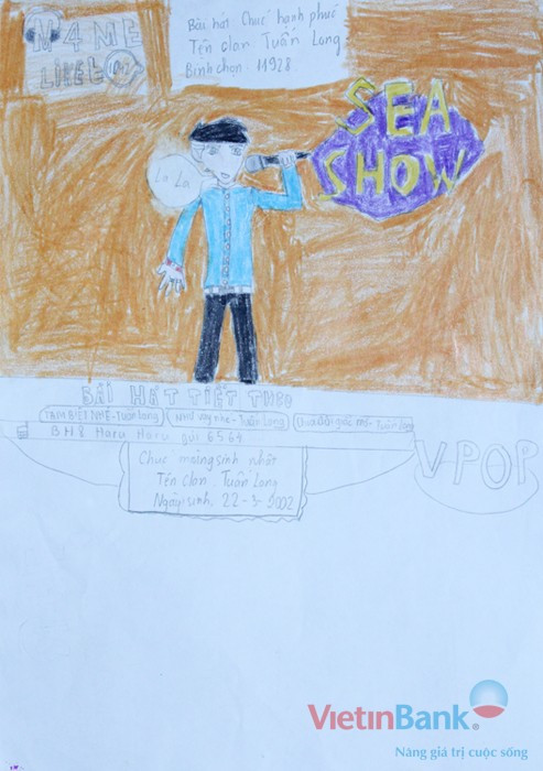 "Em ước mơ trở thành ca sĩ, diễn viên nổi tiếng".