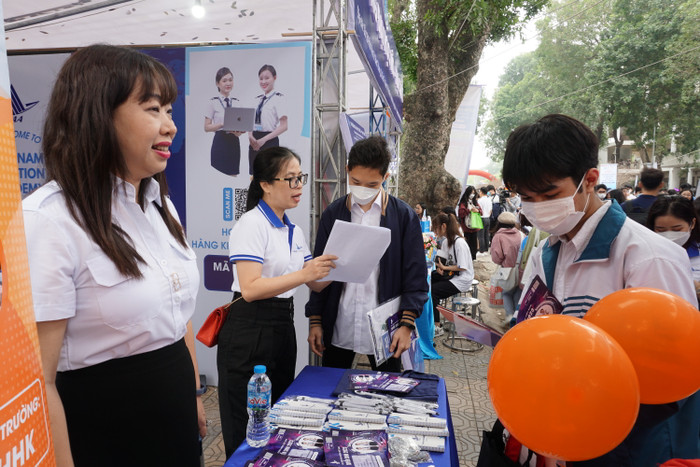 Năm 2023, Học viện Hàng Không Việt Nam tuyển sinh khoảng 3000 chỉ tiêu. Ảnh: Nguyên Phương Năm 2023, Học viện Hàng Không Việt Nam tuyển sinh khoảng 3000 chỉ tiêu. Ảnh: Nguyên Phương