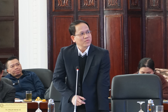 Tiến sĩ Phạm Minh Tú chia sẻ về vấn đề giải quyết tranh chấp trong lĩnh vực tài chính – ngân hàng. Ảnh: Phạm Minh Tiến sĩ Phạm Minh Tú chia sẻ về vấn đề giải quyết tranh chấp trong lĩnh vực tài chính – ngân hàng. Ảnh: Phạm Minh