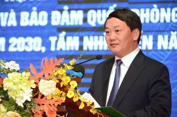 Bộ trưởng, Chủ nhiệm Ủy ban Dân tộc Hầu A Lềnh phát biểu tại Hội nghị. (Ảnh: Bộ Giáo dục và Đào tạo) Bộ trưởng, Chủ nhiệm Ủy ban Dân tộc Hầu A Lềnh phát biểu tại Hội nghị. (Ảnh: Bộ Giáo dục và Đào tạo)