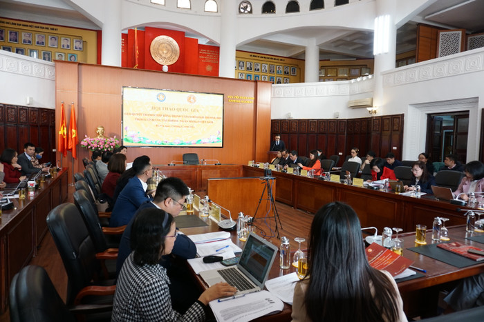 Hội thảo quốc gia “Giải quyết tranh chấp bằng trọng tài và hòa giải thương mại trong lĩnh vực tài chính - ngân hàng ở Việt Nam" được tổ chức tại Học viện Ngân hàng. Ảnh: Phạm Minh Hội thảo quốc gia “Giải quyết tranh chấp bằng trọng tài và hòa giải thương mại trong lĩnh vực tài chính - ngân hàng ở Việt Nam" được tổ chức tại Học viện Ngân hàng. Ảnh: Phạm Minh