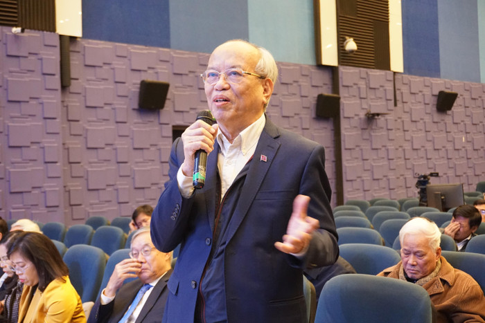 Giáo sư, Tiến sĩ Trình Quang Phú - Viện trưởng Viện Nghiên cứu phát triển phương Đông chia sẻ tại Hội nghị. Giáo sư, Tiến sĩ Trình Quang Phú - Viện trưởng Viện Nghiên cứu phát triển phương Đông chia sẻ tại Hội nghị.