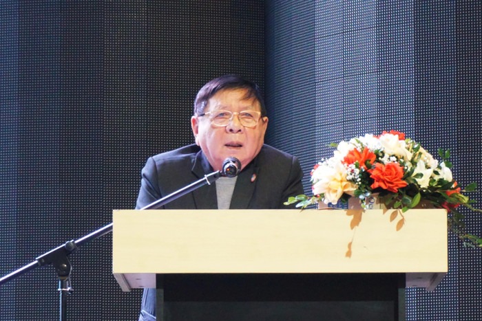 Phó Giáo sư Trần Xuân Nhĩ báo cáo hoạt động của Hiệp hội trong năm 2022. (Ảnh: Nguyên Phương) Phó Giáo sư Trần Xuân Nhĩ báo cáo hoạt động của Hiệp hội trong năm 2022. (Ảnh: Nguyên Phương)