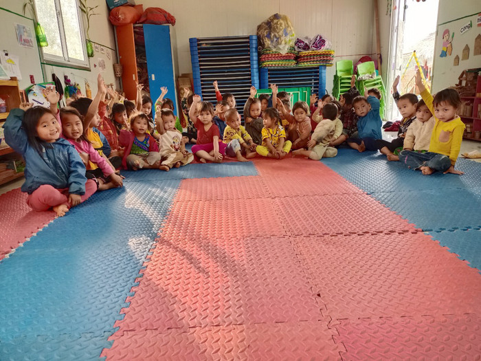 Tuỳ thuộc vào từng năm học, có những năm học một giáo viên nơi đây phải trông đến trên 30 bé/lớp học. (Ảnh: NVCC) Tuỳ thuộc vào từng năm học, có những năm học một giáo viên nơi đây phải trông đến trên 30 bé/lớp học. (Ảnh: NVCC)