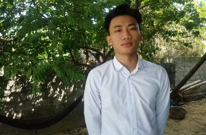 Ngô Đức Lượng - cựu học sinh Trường Trung học phổ thông Nguyễn Văn Trỗi (Hà Tĩnh) là á khoa khối C của tỉnh Hà Tĩnh với tổng số điểm 28,5. (Ảnh: NVCC)