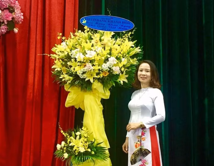 Thạc sĩ Trần Thị Thanh Huyền, Trưởng bộ môn Ngữ văn, Khoa Sư phạm, Trường Đại học Khánh Hòa. (Ảnh NVCC)