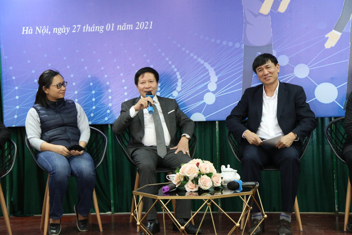Ông Vũ Quang Hải, Phó Tổng Giám đốc Đài Tiếng nói Việt Nam cho rằng phụ nữ làm báo có rất nhiều thế mạnh (Ảnh: Nhật Minh) Ông Vũ Quang Hải, Phó Tổng Giám đốc Đài Tiếng nói Việt Nam cho rằng phụ nữ làm báo có rất nhiều thế mạnh (Ảnh: Nhật Minh)