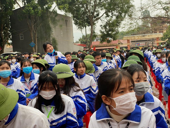 Nhiều em học sinh đặt câu hỏi liên quan đến nghề nghiệp, hướng nghiệp trong thời đại 4.0 (Ảnh: Phạm Minh) Nhiều em học sinh đặt câu hỏi liên quan đến nghề nghiệp, hướng nghiệp trong thời đại 4.0 (Ảnh: Phạm Minh)