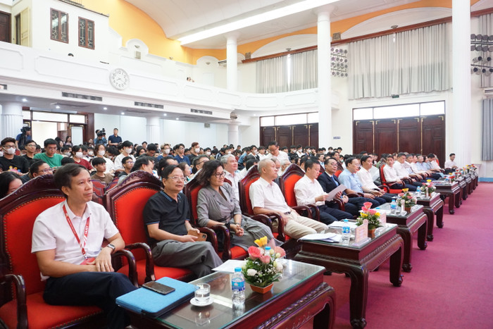 Các đại biểu tham dự Hội thảo.