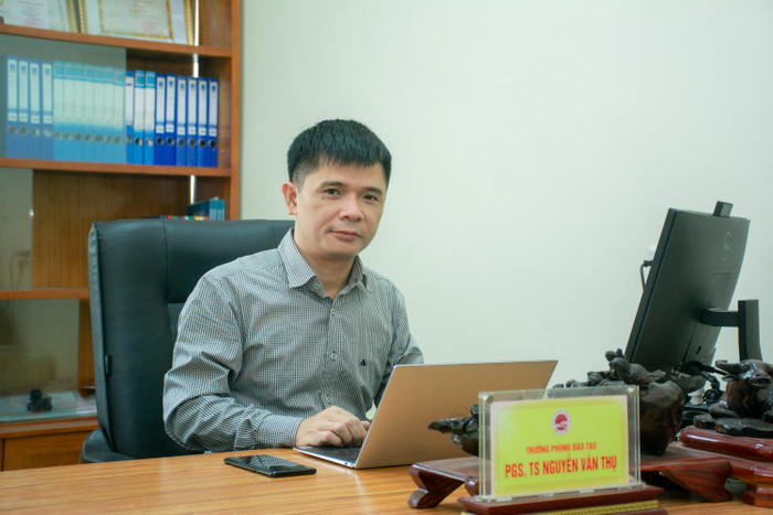 Phó Giáo sư, Tiến sĩ Nguyễn Văn Thụ - Trưởng phòng Đào tạo, Trường Đại học Sư phạm Hà Nội 2. Ảnh: NVCC Phó Giáo sư, Tiến sĩ Nguyễn Văn Thụ - Trưởng phòng Đào tạo, Trường Đại học Sư phạm Hà Nội 2. Ảnh: NVCC